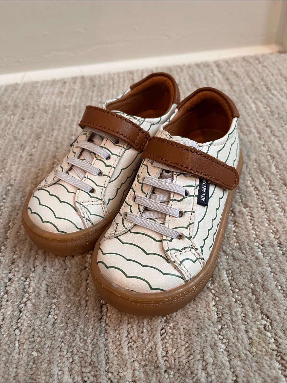 Atlanta Moccasin Kids Sneakers in Cream and Brown